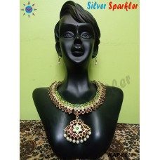 Pear necklace with tika pendant