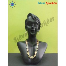 Stylish Temple jewellery, Square and flower design neckalce